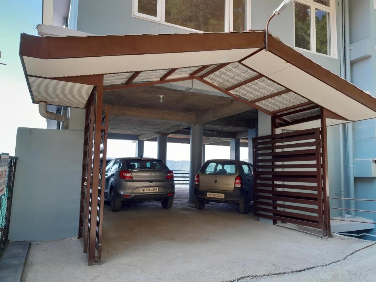 Apartamento Mountain And Peace Shimla Exterior foto