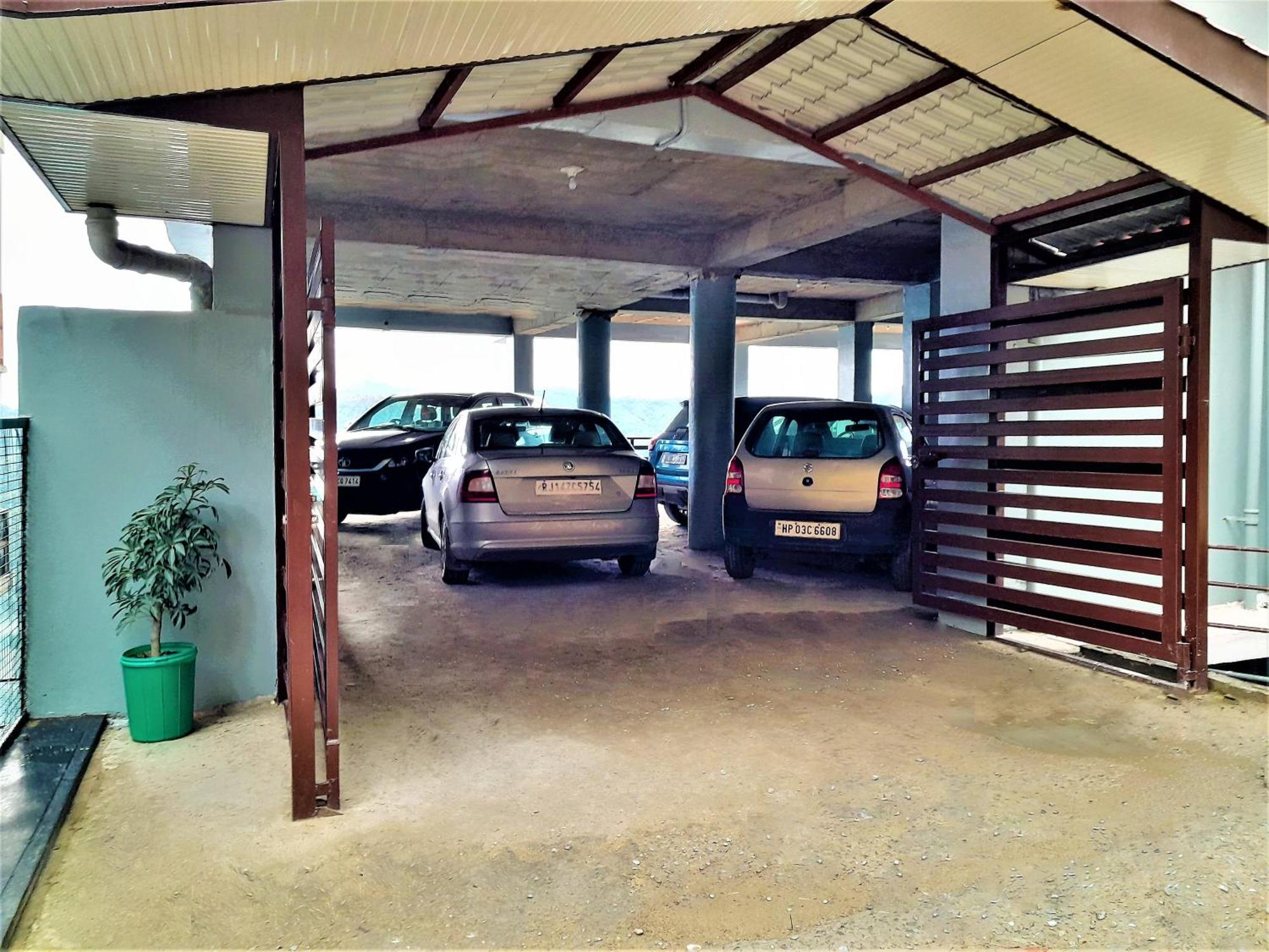 Apartamento Mountain And Peace Shimla Exterior foto
