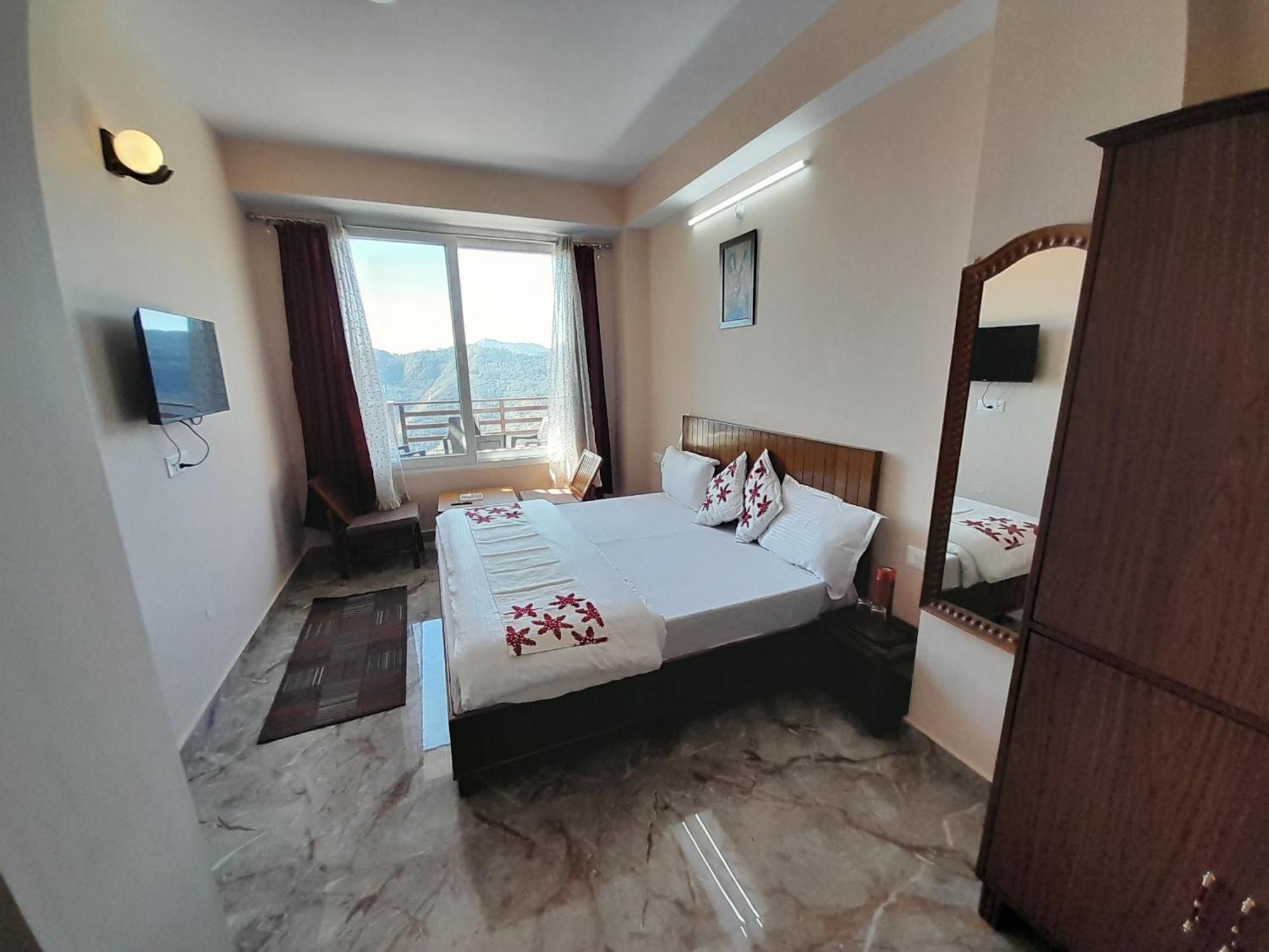 Apartamento Mountain And Peace Shimla Exterior foto